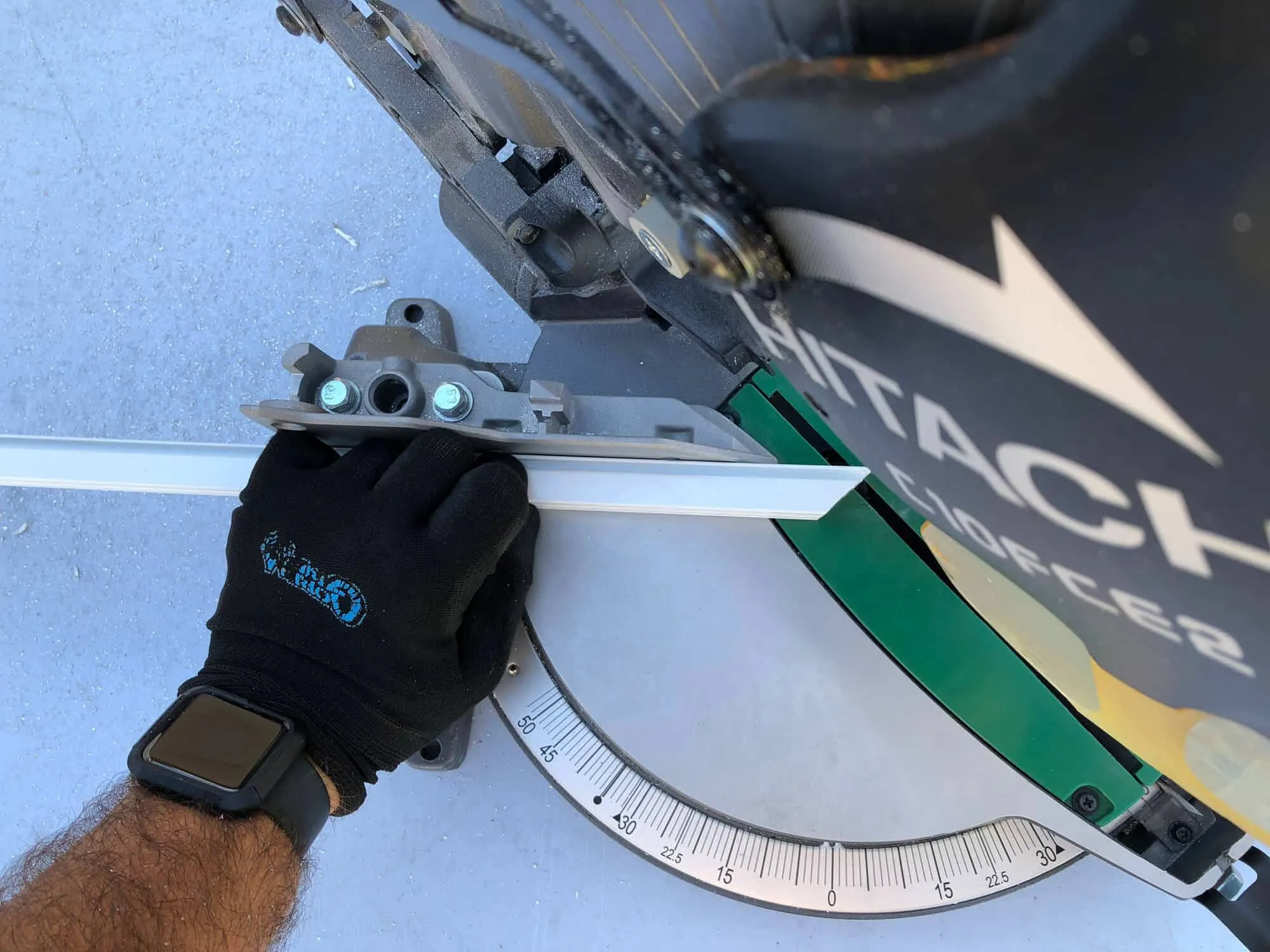 Custom window screen replacement service in Temecula and Murrieta