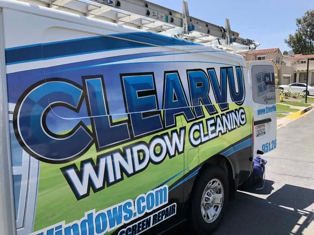 Window cleaning service for Fallbrook CA homes and estates